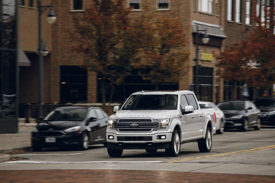  Ford F-150 Limited SuperCrew 2018 года  (фото 43 из 59)